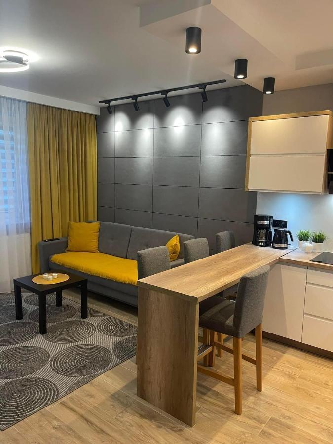 Апартаменти Apartament Alan Устрики-Долішні Екстер'єр фото